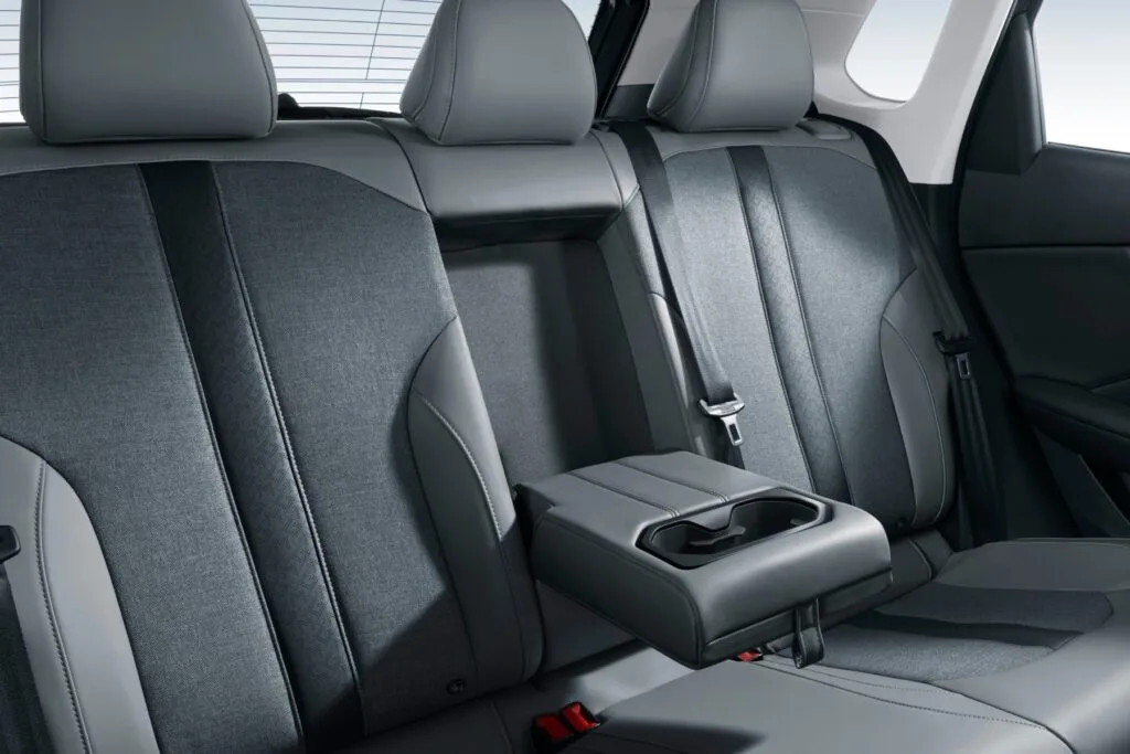 MG S5 EV interior