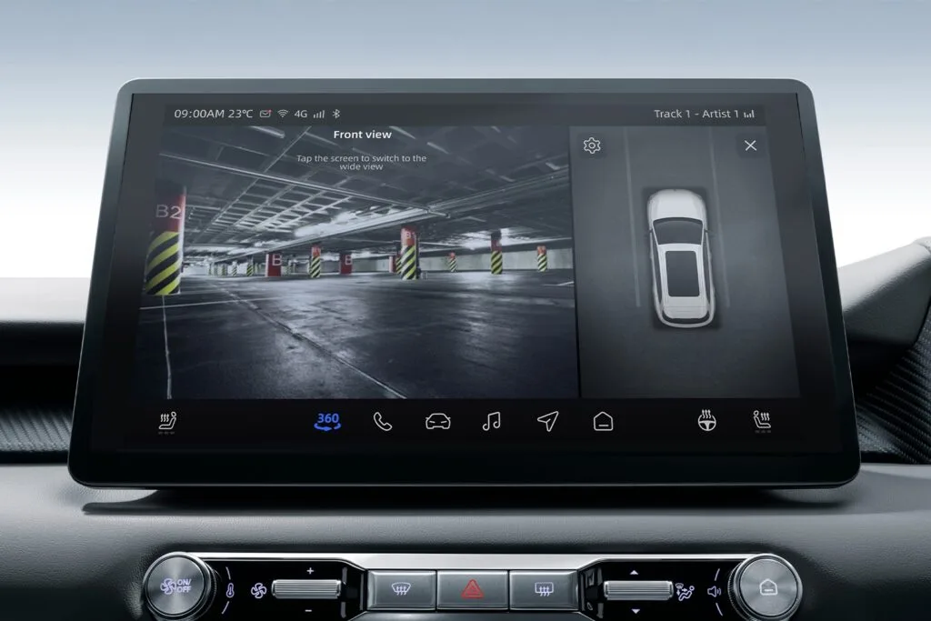 MG S5 screen