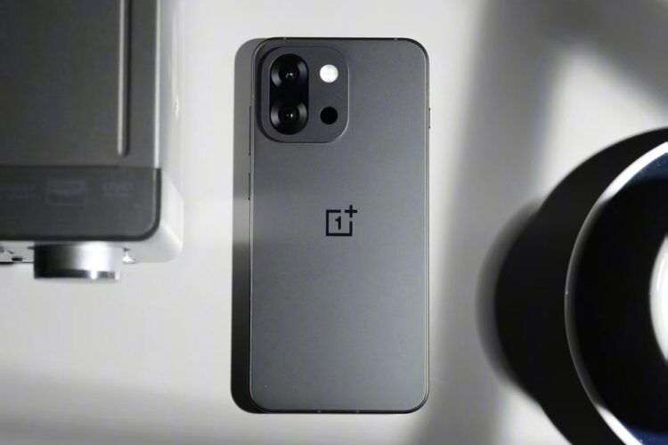 OnePlus 13T
