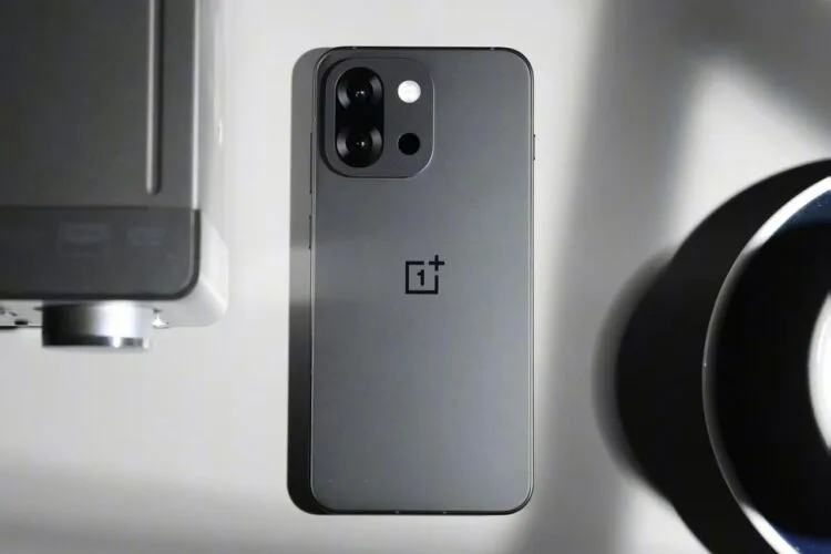OnePlus 13T
