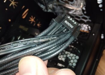 Power-Cable-PSU-Seasonic-RTX-5070-Burn-1