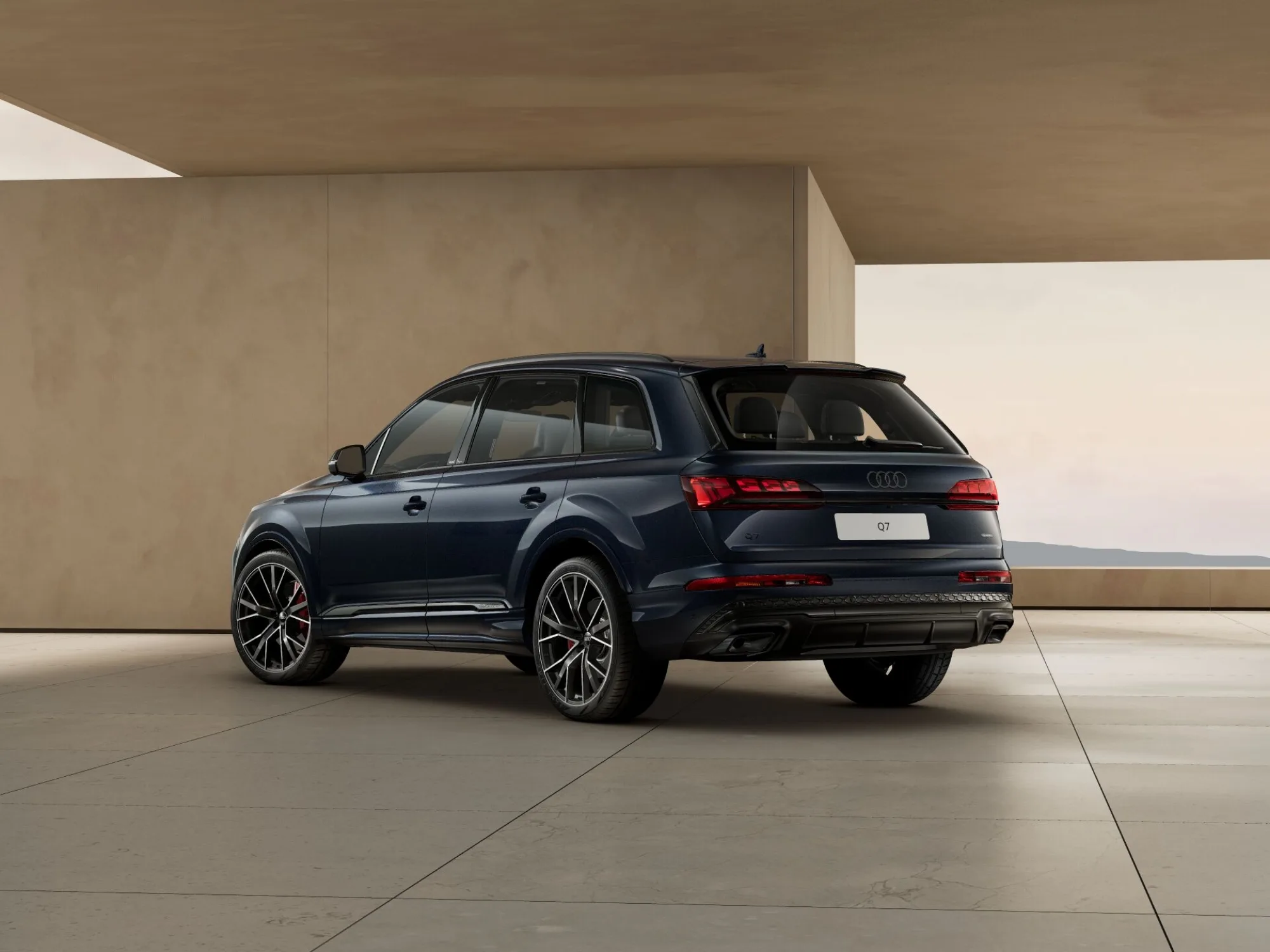 Audi Q7 rear view