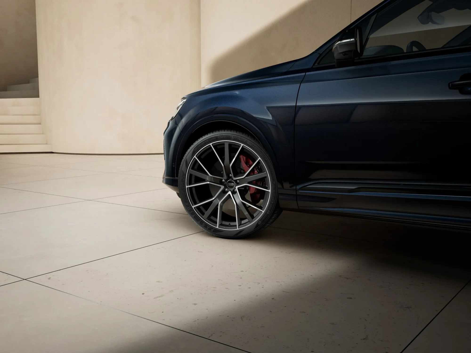 The 22-inch inch Audi Sport 5-V-spoke star wheels