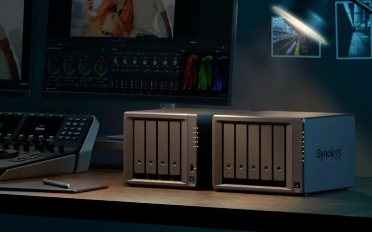 Synology-DS925+-DX525-1