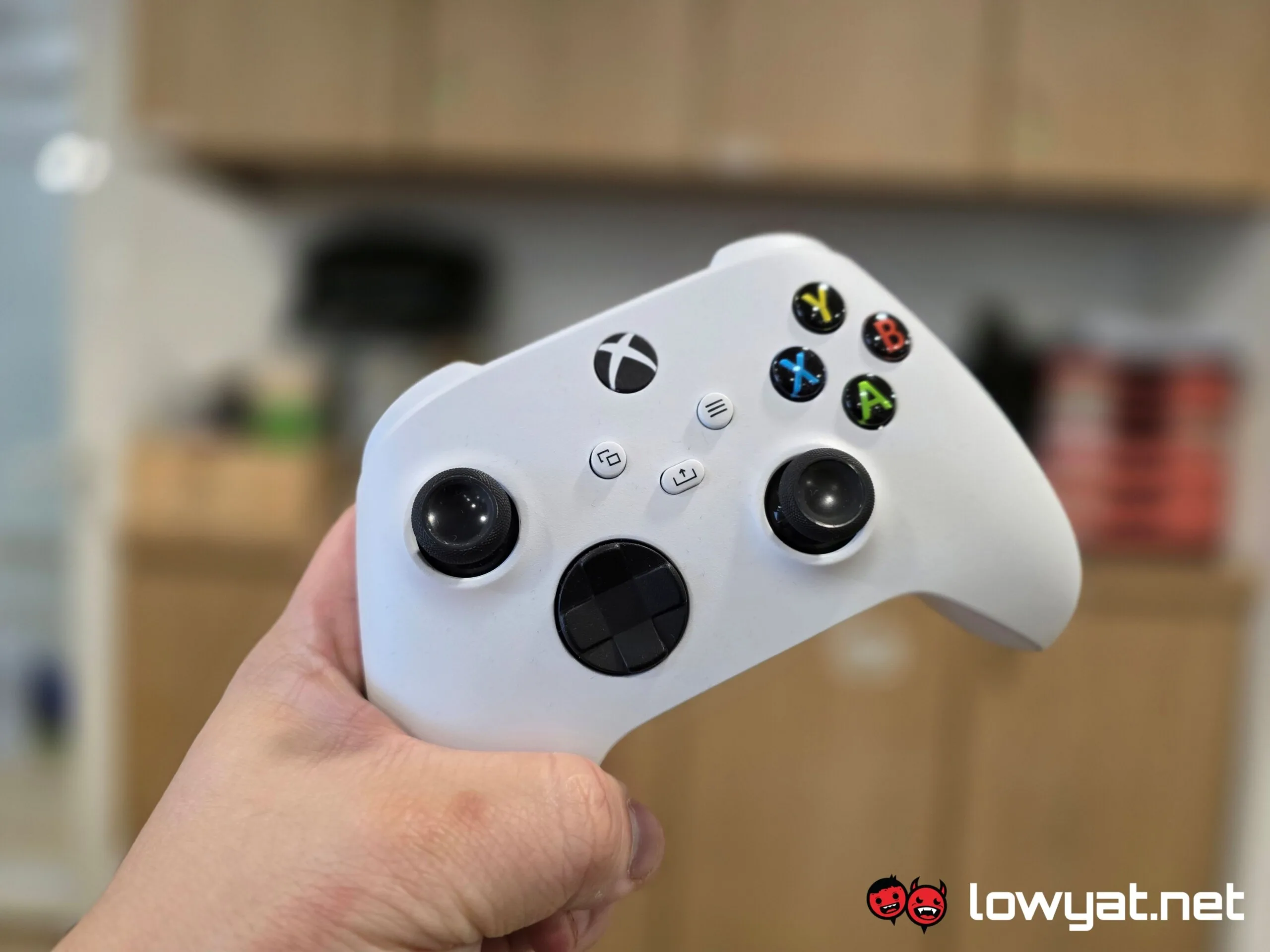 Xbox-Series-X-Controller-1