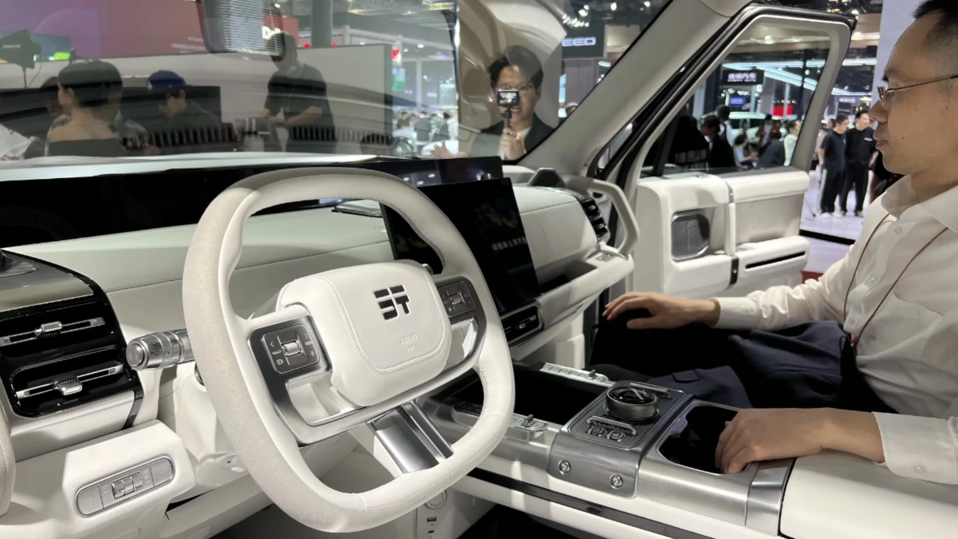 Jetour G700 interior 
