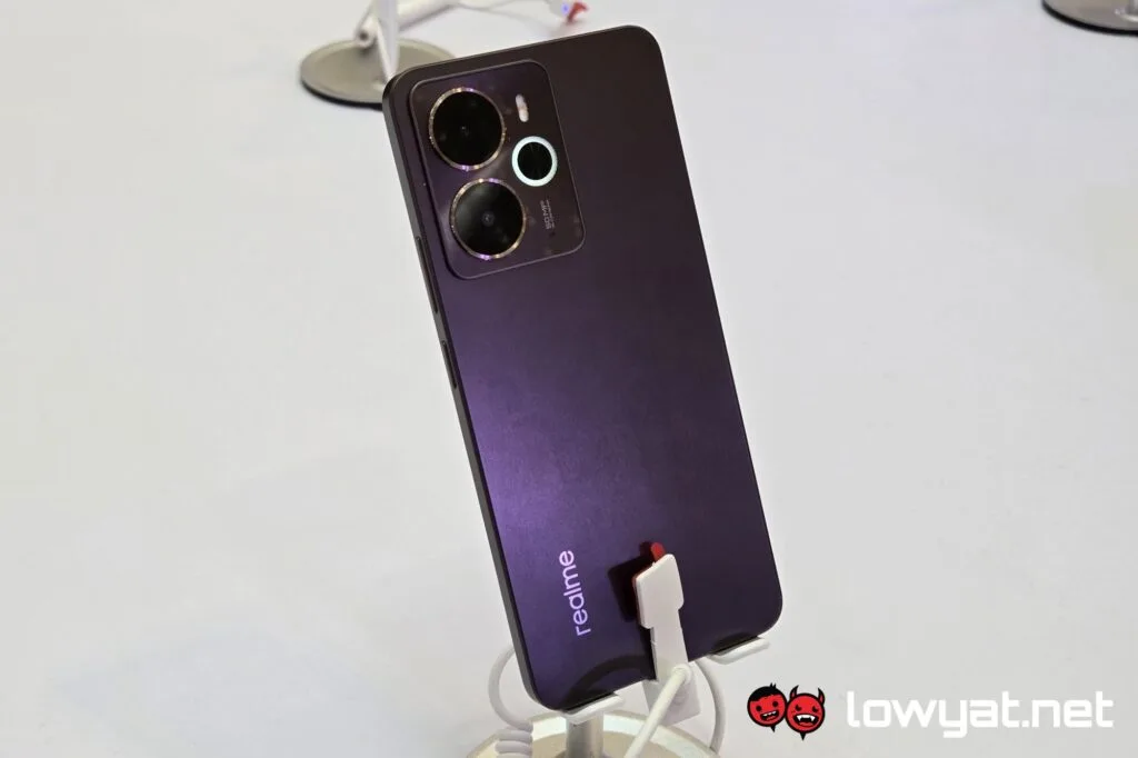 realme 14 normal