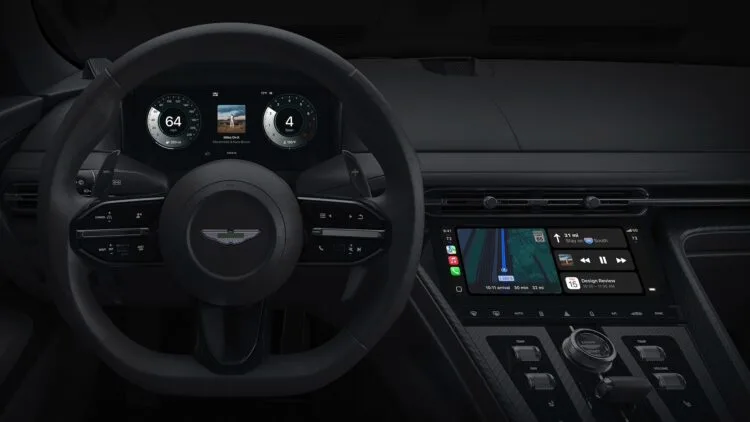 Aston Martin Apple CarPlay Ultra