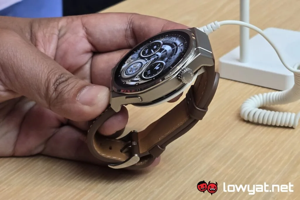 HONOR Watch Ultra 5 side