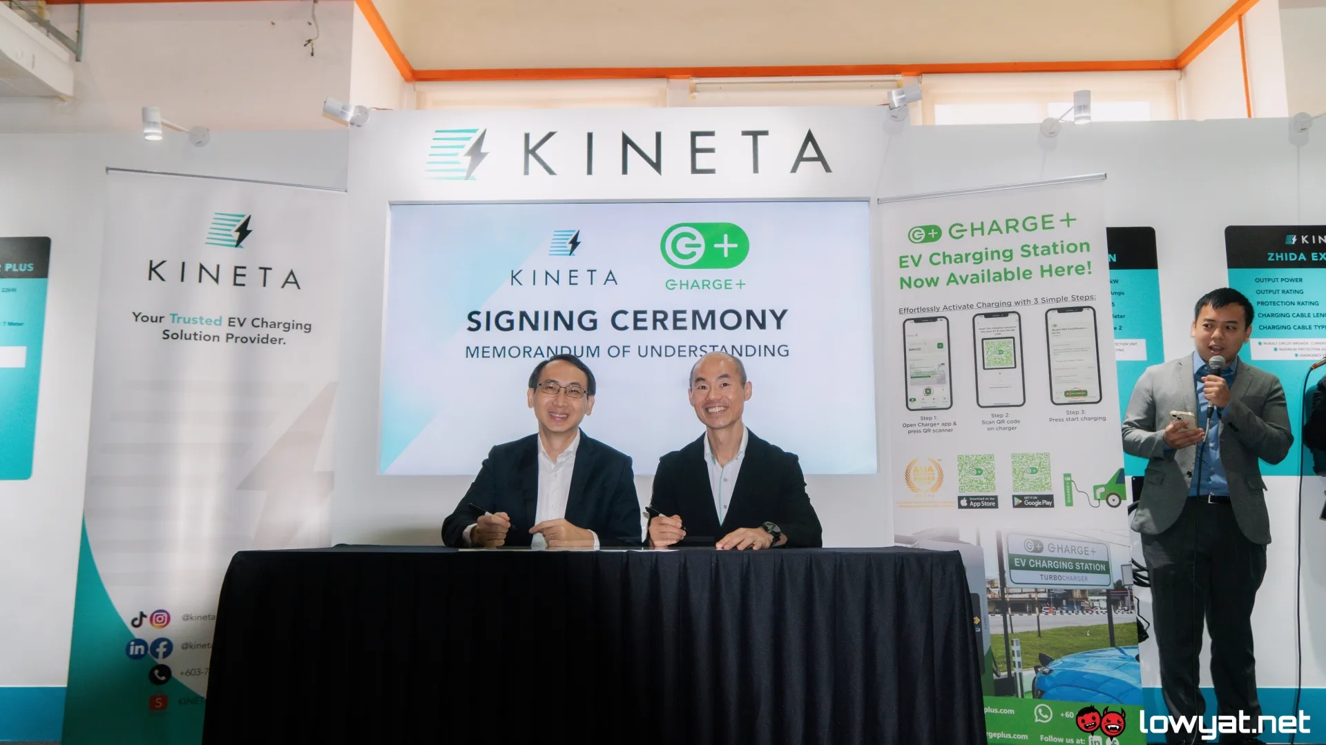 CEO of KINETA and Charge+ signing the memorandum.