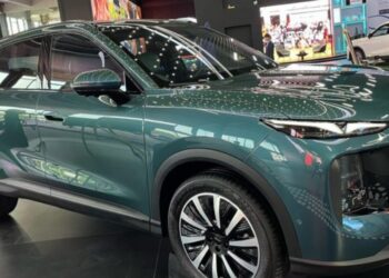 L8 at the Shanghai Auto Show