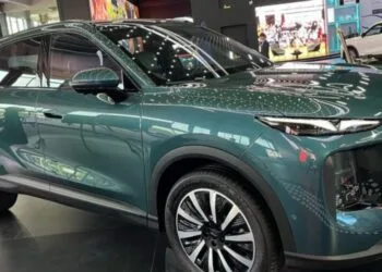 L8 at the Shanghai Auto Show