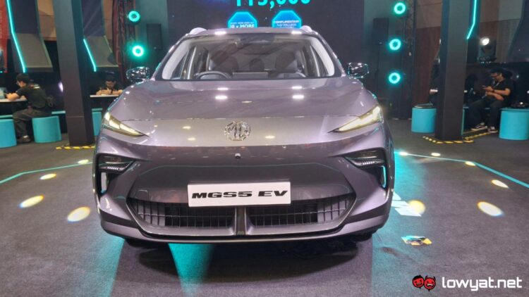 MG S5 EV front look