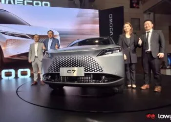 The Omoda C7 teased at MAS 2025