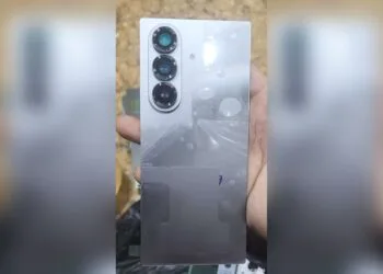 Samsung Galaxy Z Fold7 live image leak