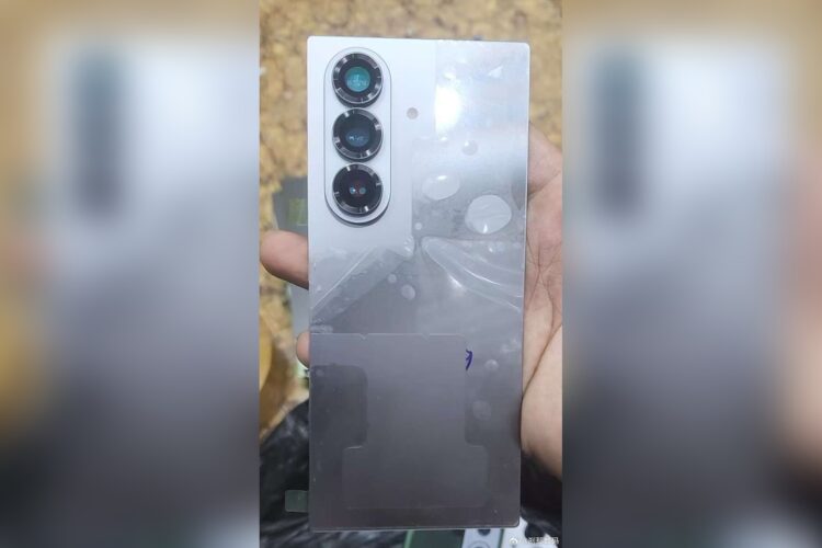 Samsung Galaxy Z Fold7 live image leak