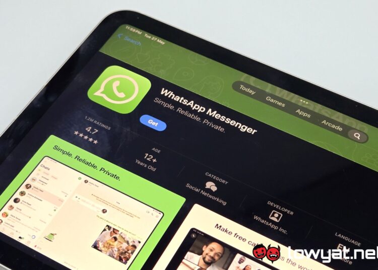 WhatsApp iPad mini App Store
