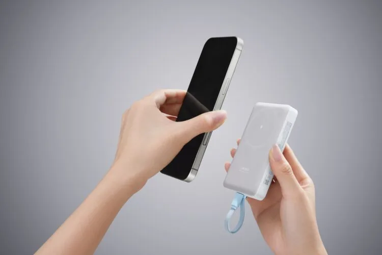 CUKTECH CP12 Magnetic Power Bank