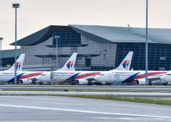 Malaysia Airlines Batik Air Cancel Flights
