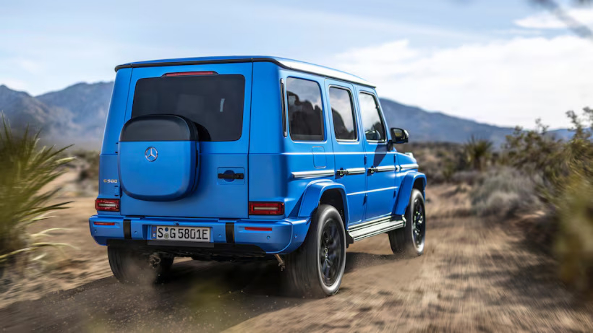 Rear of the G580