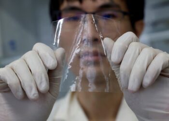 Plastic-seawater-salt-melt-1