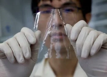 Plastic-seawater-salt-melt-1