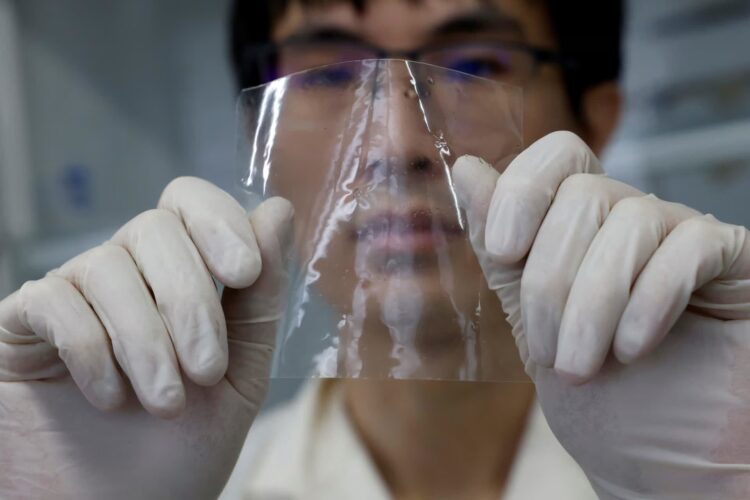 Plastic-seawater-salt-melt-1
