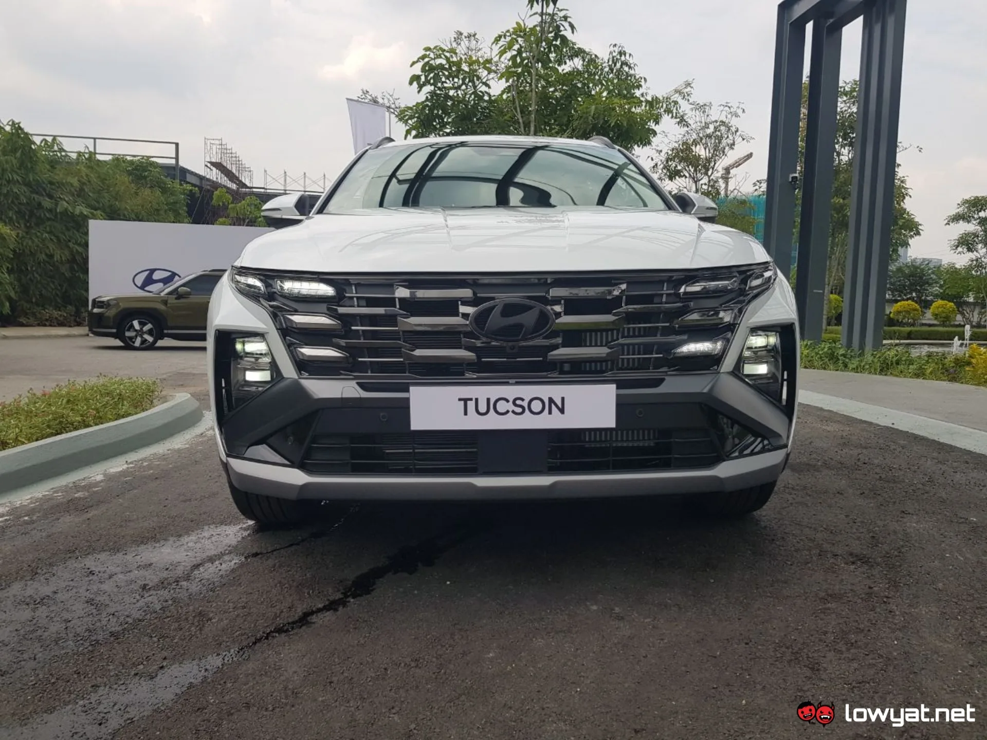 The front fascia of the Hyundai Tucson