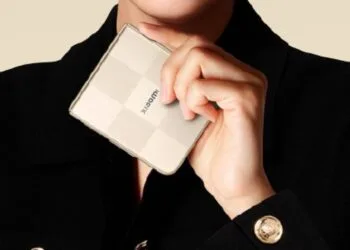 Xiaomi Mix Flip 2