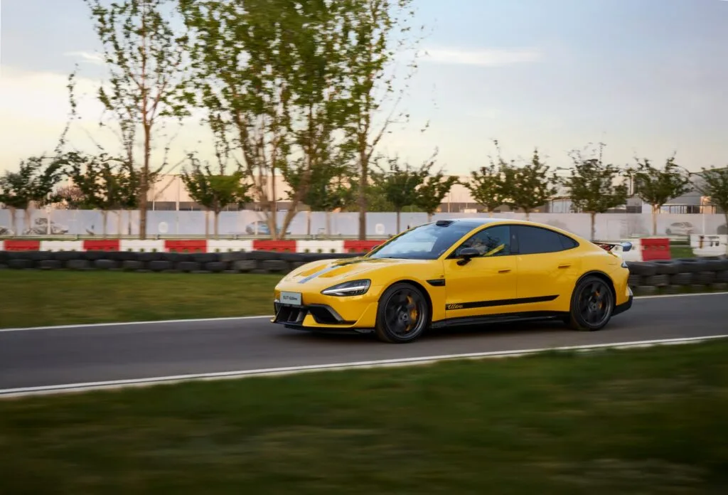 xiaomi su7 ultra gran turismo 7