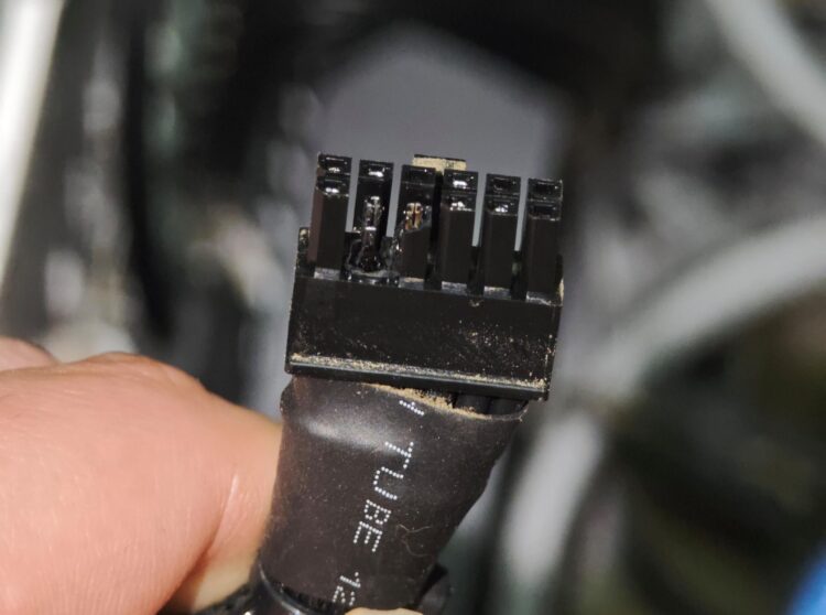 ASUS-RTX-3060-Ti-China-Edition-12VHPWR-Meltdown-1