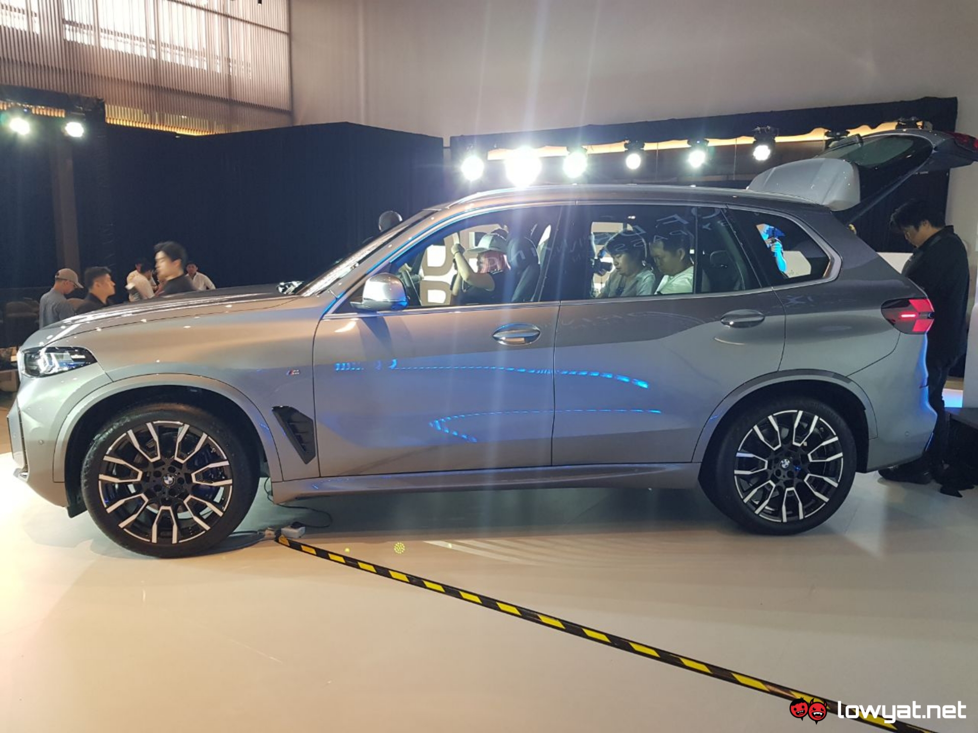 The side of the SUV
