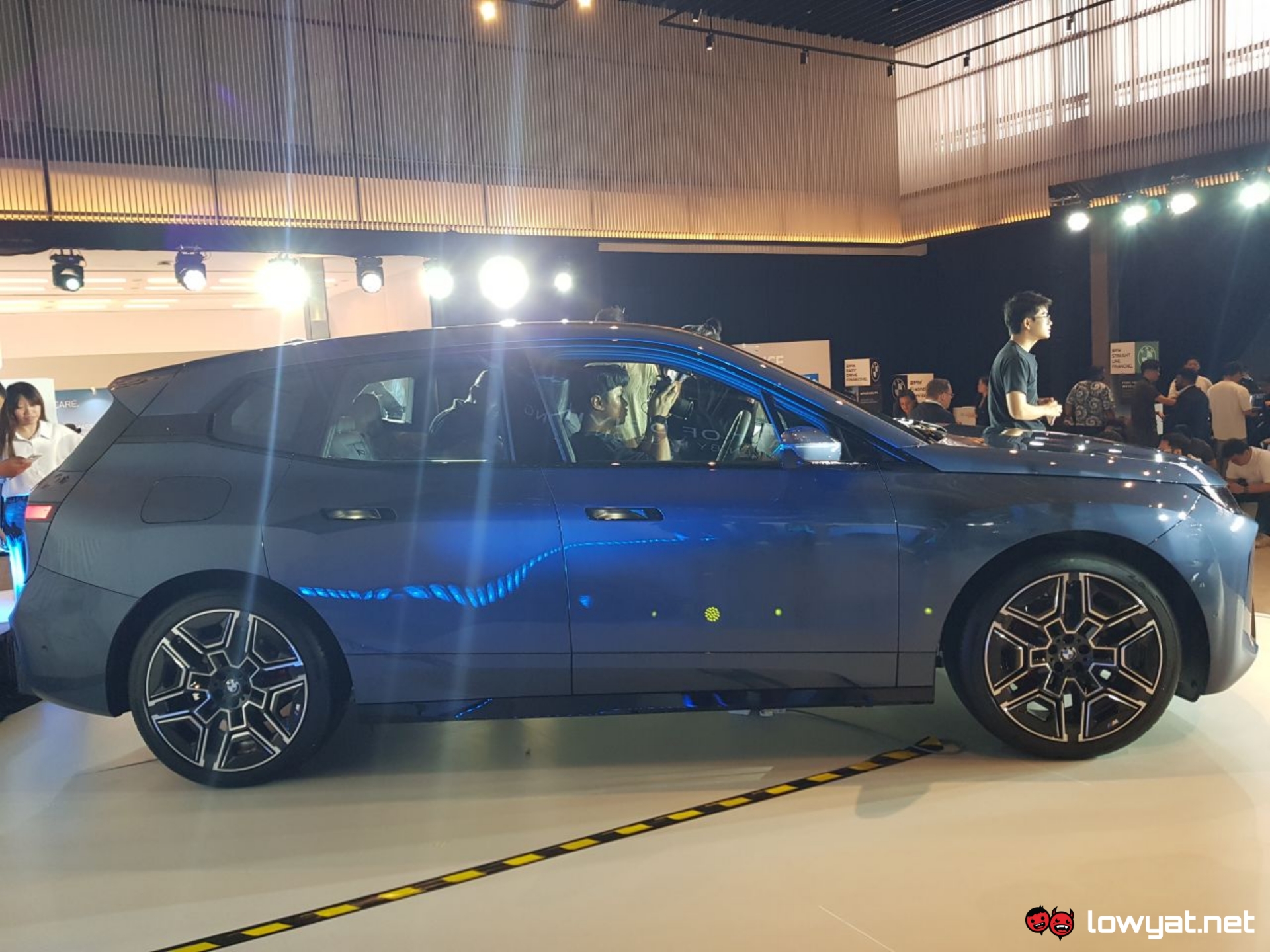 BMW iX xDrive60 M Sport 
