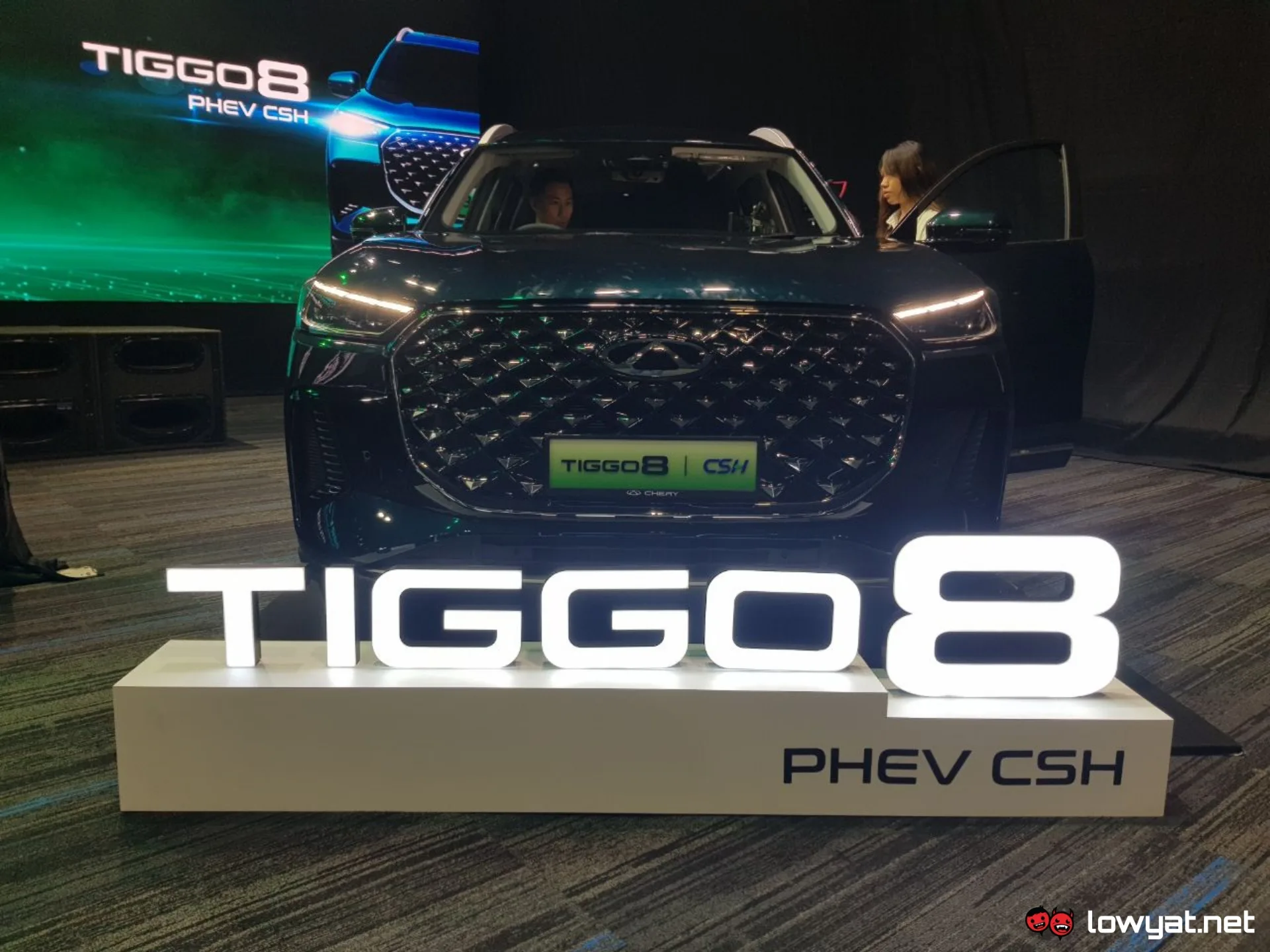 Tiggo 8