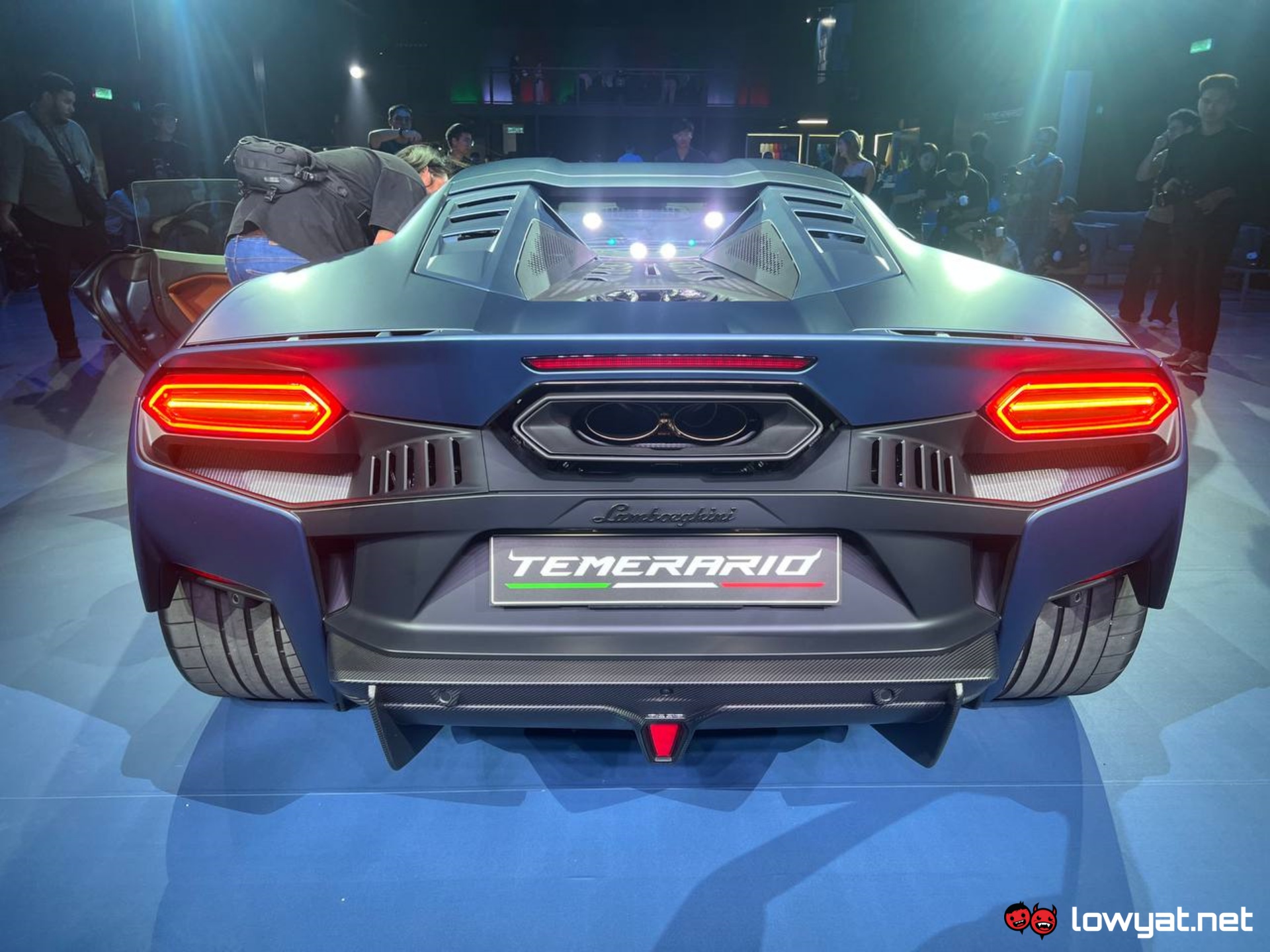 Rear of the Temerario