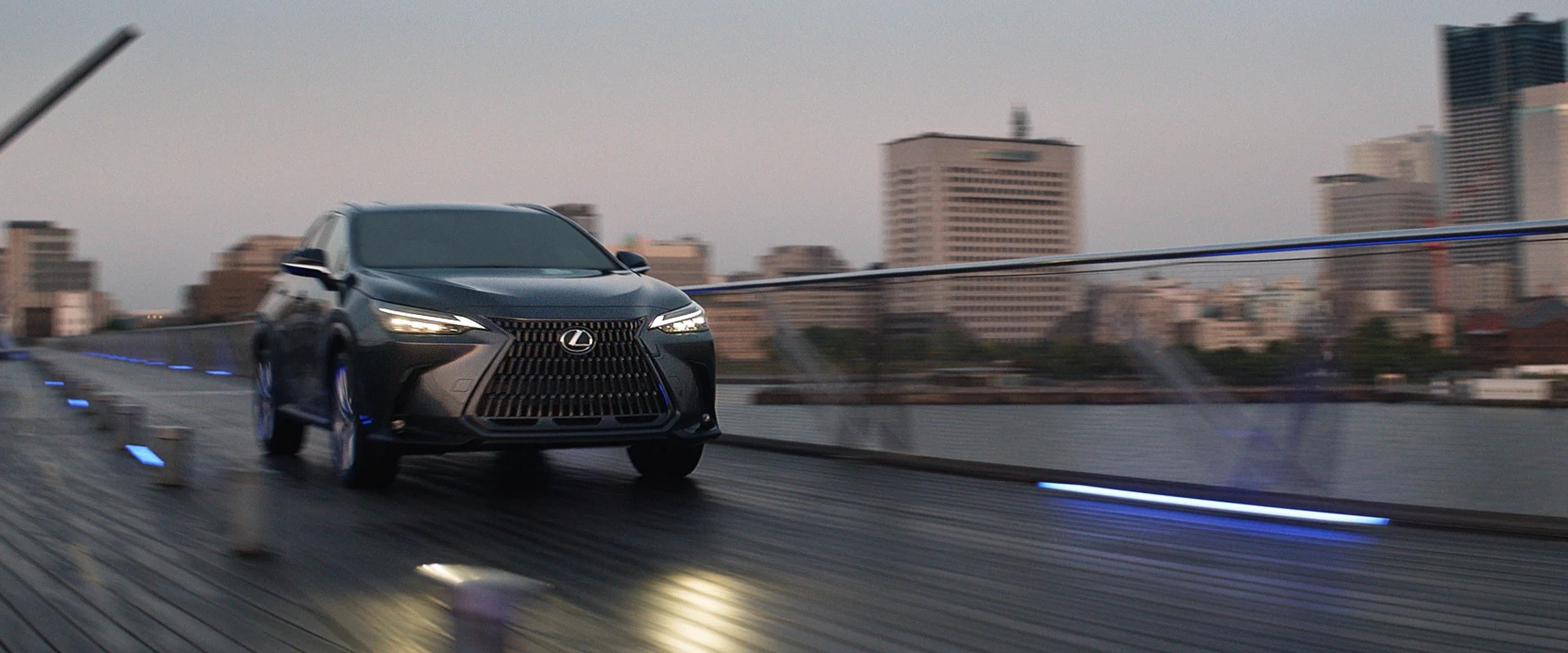 NX 350h Luxury