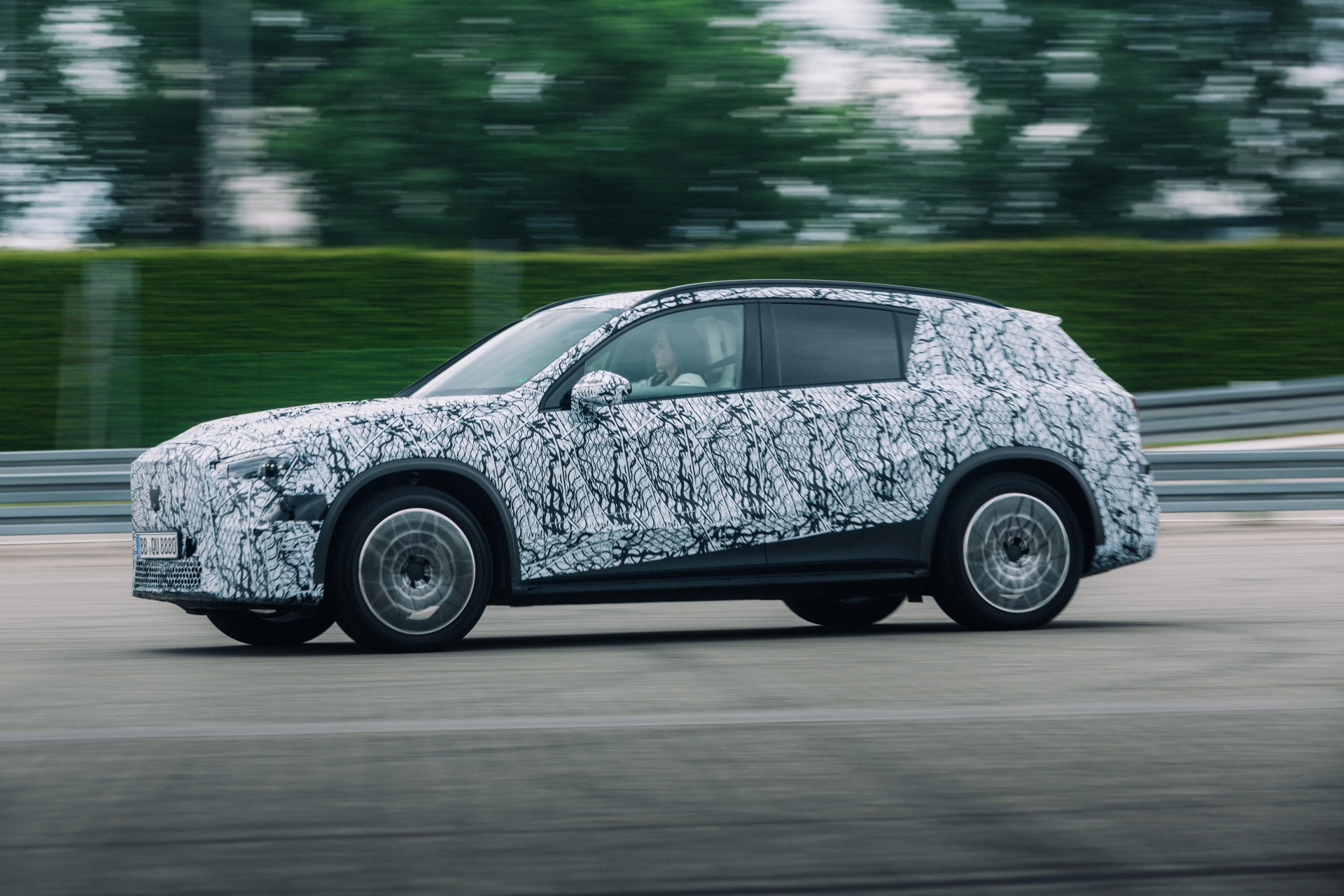 Mercedes-Benz GLC EV