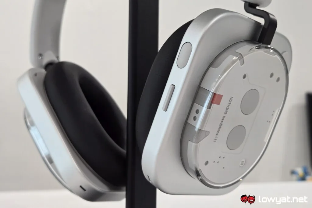 Nothing Headphone (1) buttons 2