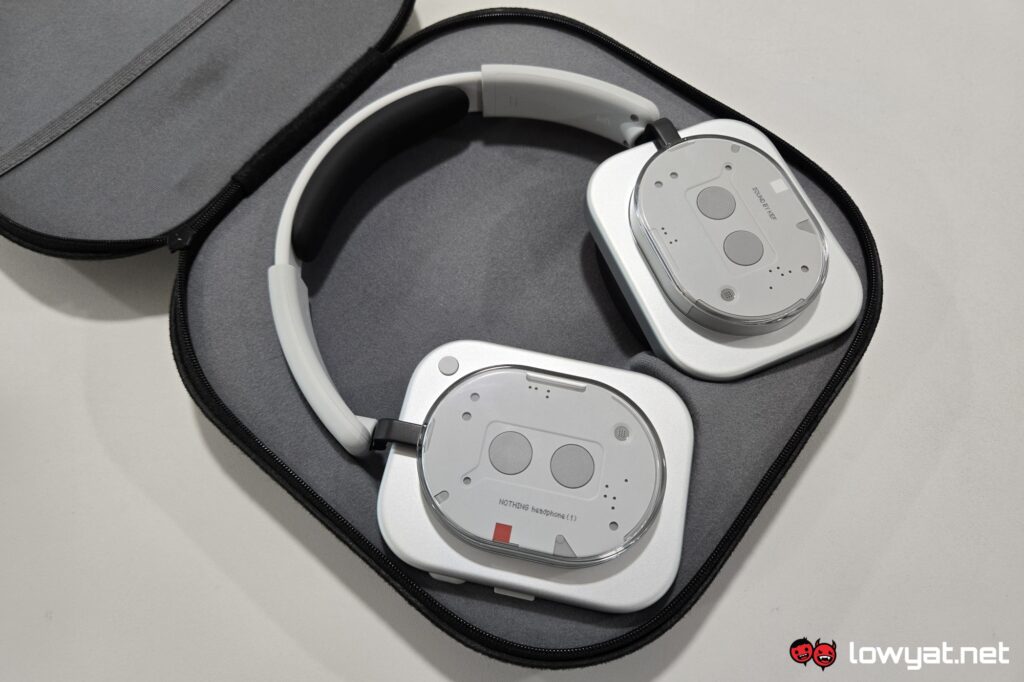 Nothing Headphone (1) in case