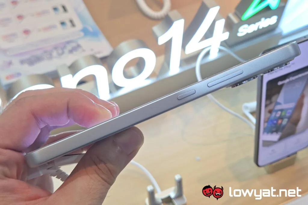 OPPO Reno14 side