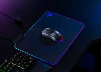 Razer-Cobra-HyperSpeed-1