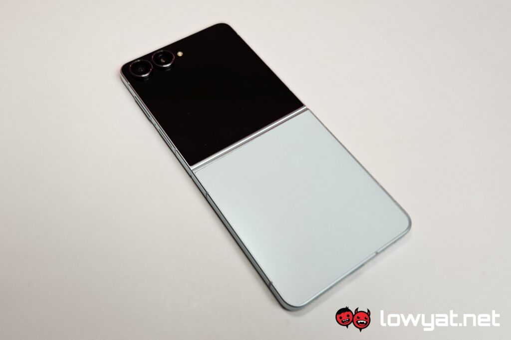 Samsung Galaxy Z Flip7 back 2