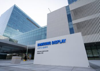 Samsung reportedly prepping foldable iphone display production