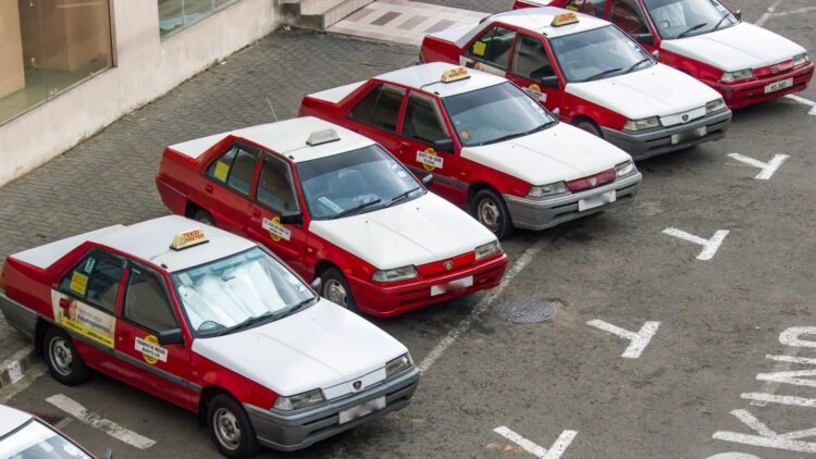Taxi