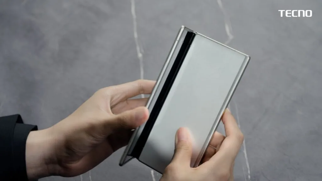 Tecno Phantom Ultimate G Fold concept. partial unfold