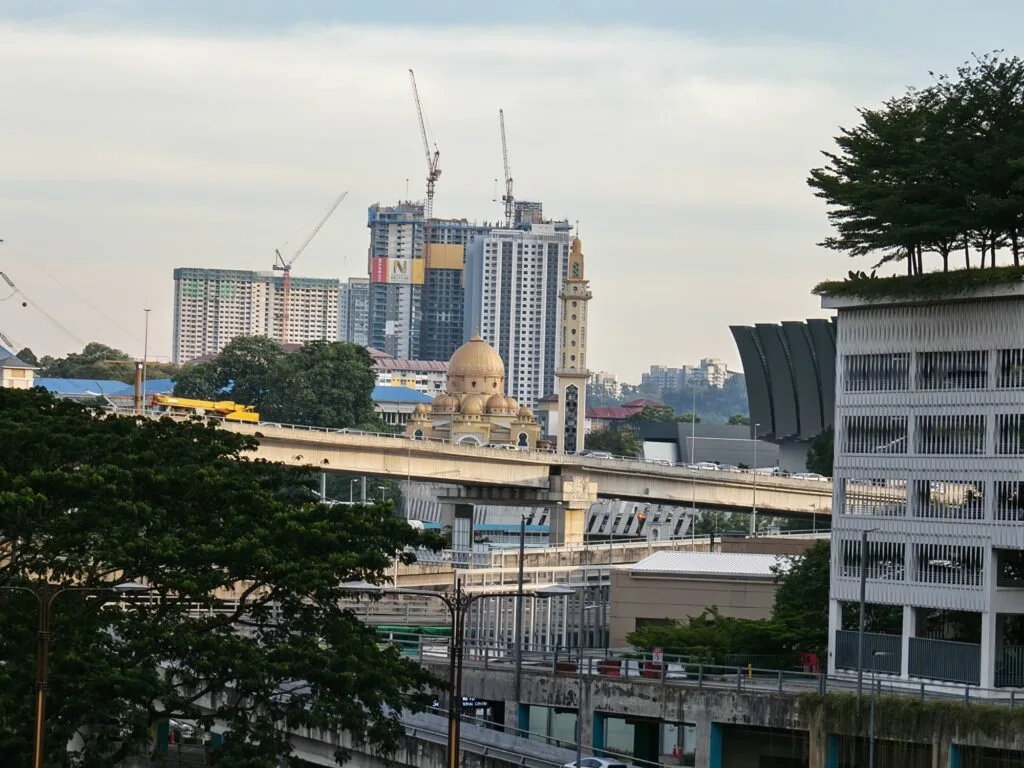 HONOR Magic V5 images