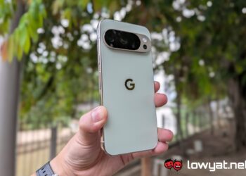 Google Pixel 10 Pro back