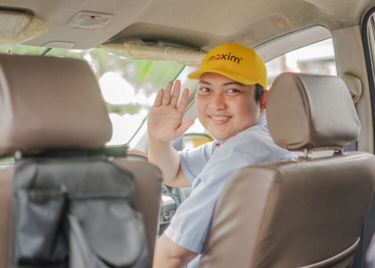 Maxim-App-e-hailing-1