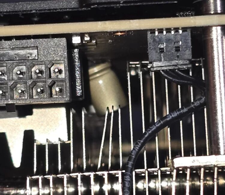 NVIDIA-RTX-5090-PNY-Exploding-Capacitor-1