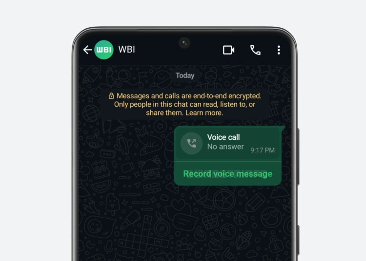 WhatsApp missed call voice message clsoeup
